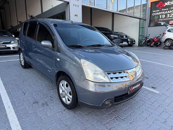 NISSAN LIVINA 1.8 SL 16V FLEX 4P AUTOMÁTICO NISSAN LIVINA 1.8 SL 16V FLEX 4P AUTOMÁTICO